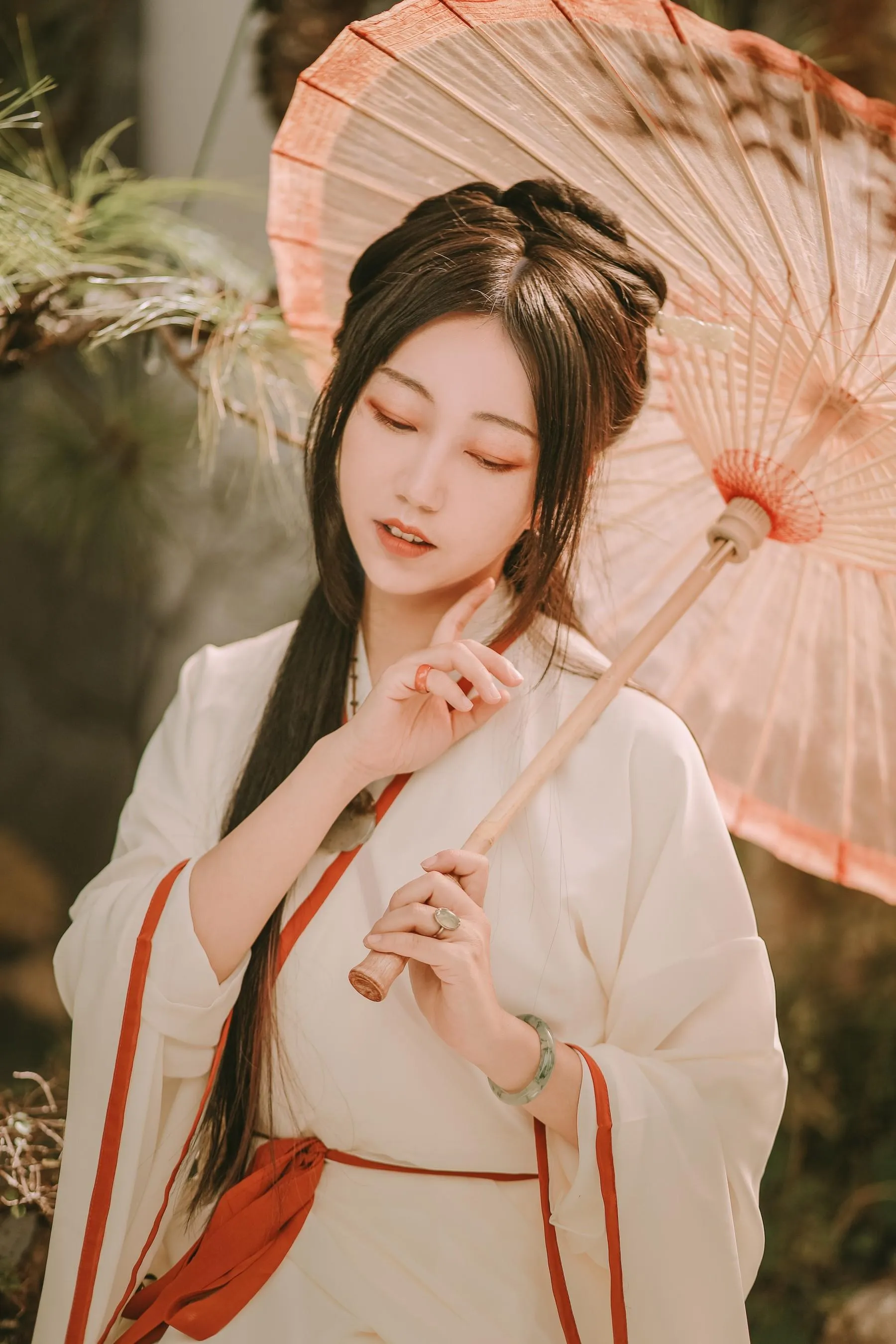 [YITUYU艺图语]2022.02.22 闲愁一半 彭娘 [25P]插图
